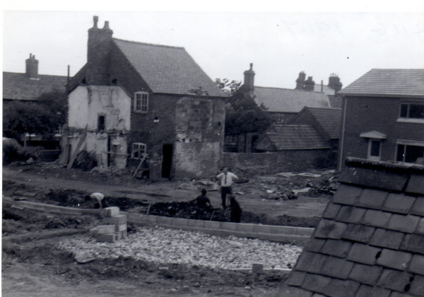 Barnfield Close