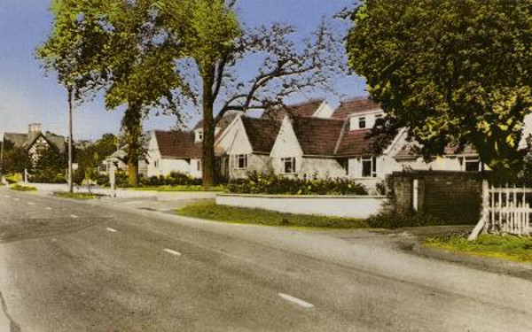 Main Street Looking towards Keepers Cottage